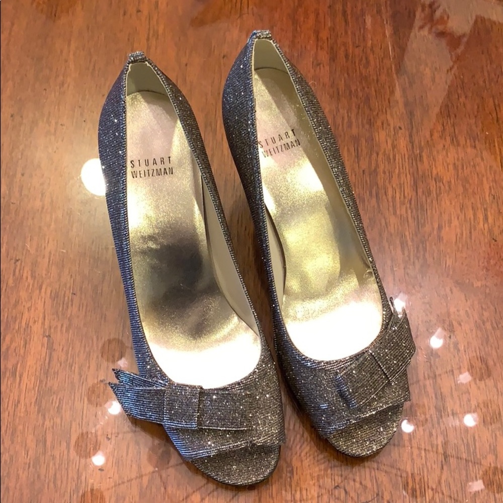 Stuart Weizmann Silver Sparkle Pumps - image 1